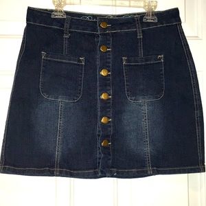 Denim skirt